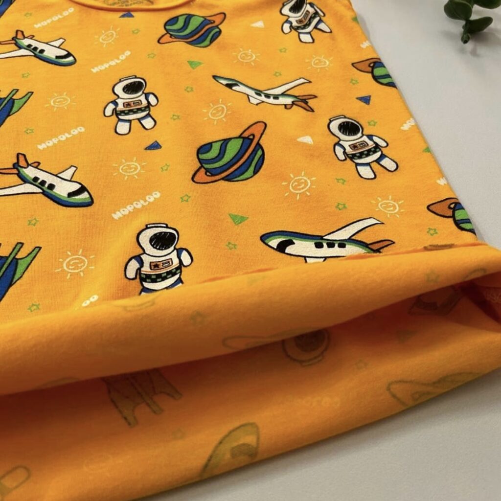 رکابی شورت فضانورد